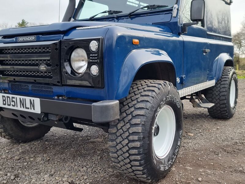 LAND ROVER DEFENDER TD5 COUNTY HARD TOP 2001