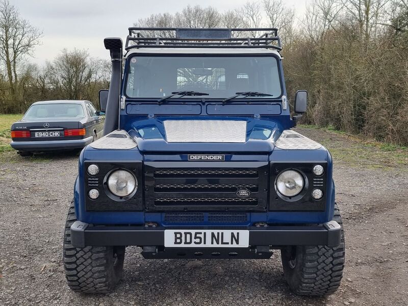 LAND ROVER DEFENDER TD5 COUNTY HARD TOP 2001