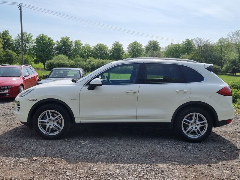 PORSCHE CAYENNE D V6 TIPTRONIC S 2010