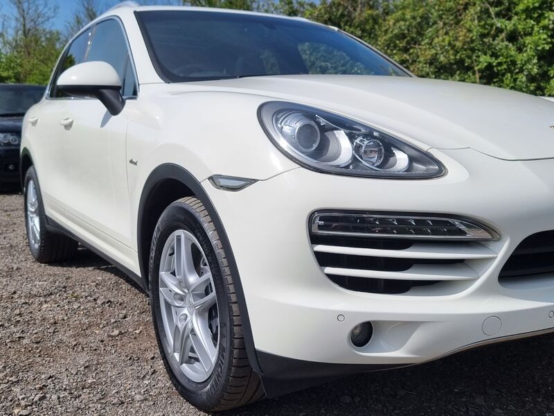 PORSCHE CAYENNE D V6 TIPTRONIC S 2010