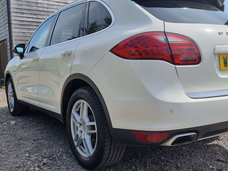 PORSCHE CAYENNE D V6 TIPTRONIC S 2010