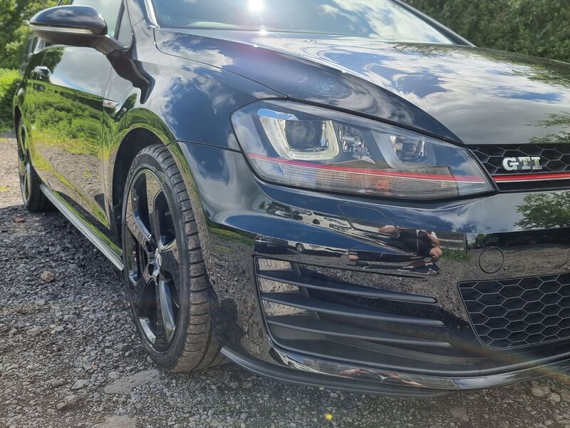 VOLKSWAGEN GOLF GTI 2013