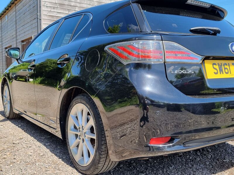 LEXUS CT 200H SE-L 2011