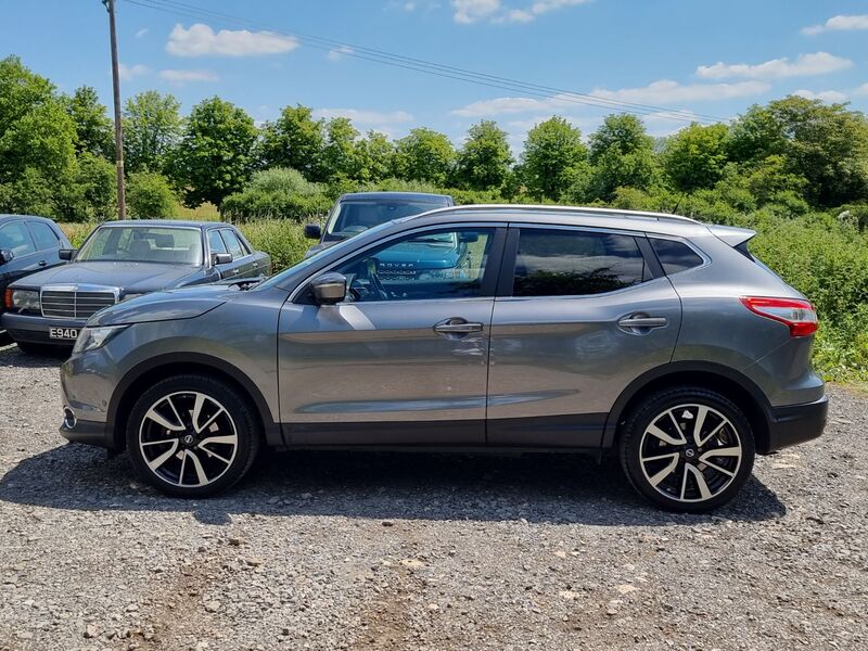 NISSAN QASHQAI TEKNA DIG-T 2014