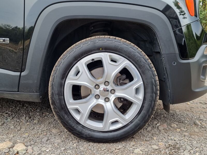 JEEP RENEGADE LIMITED 2016