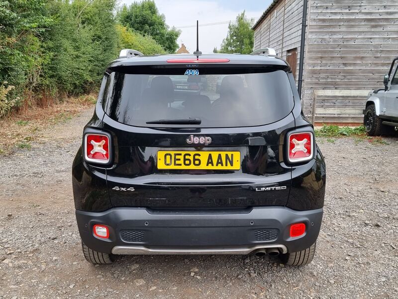 JEEP RENEGADE LIMITED 2016