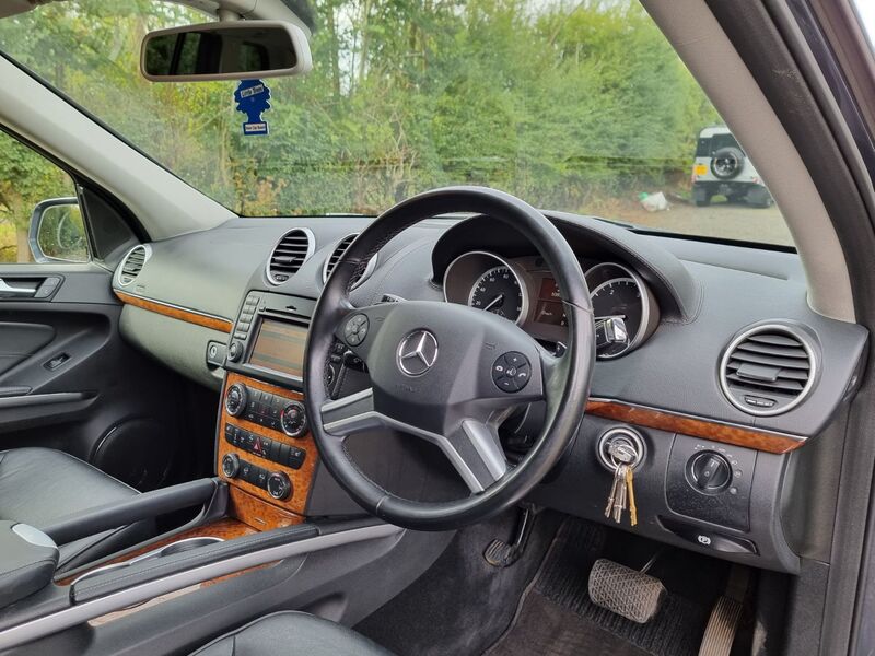 MERCEDES-BENZ GL CLASS GL350 CDI BLUEEFFICIENCY 2010