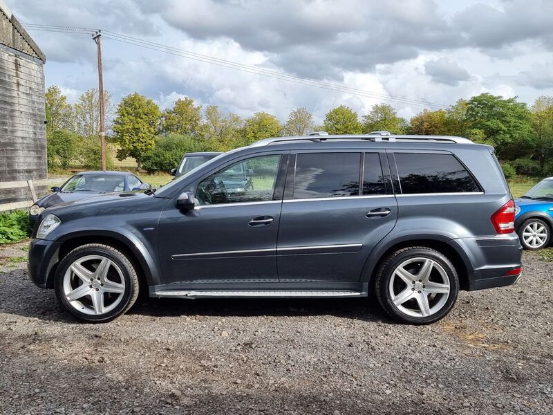 MERCEDES-BENZ GL CLASS GL350 CDI BLUEEFFICIENCY 2010