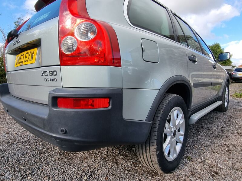 VOLVO XC90 D5 SE 2004