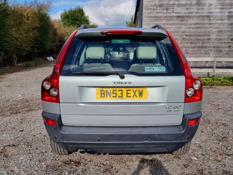 VOLVO XC90 D5 SE 2004