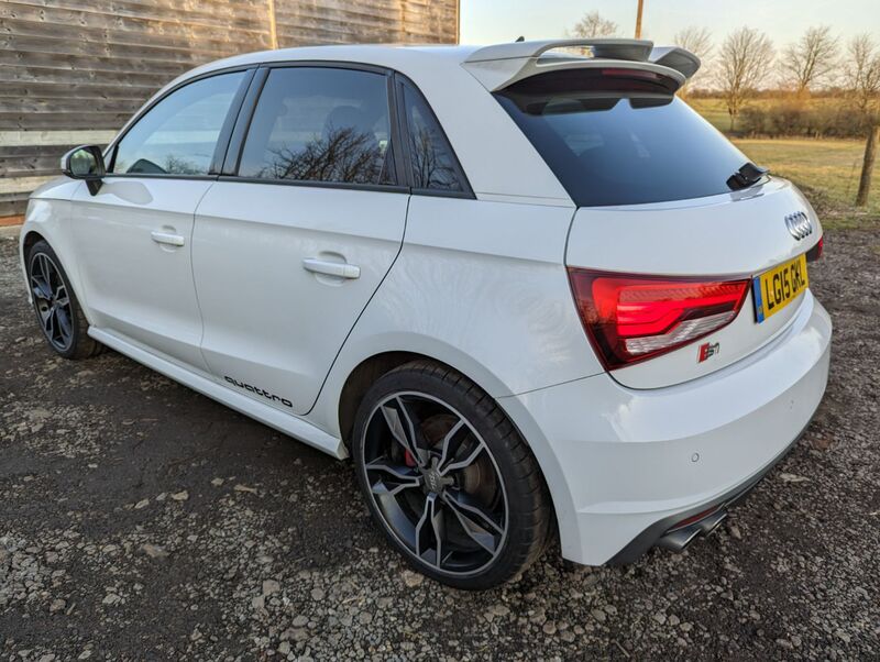 AUDI A1 S1 QUATTRO SPORTBACK 2015