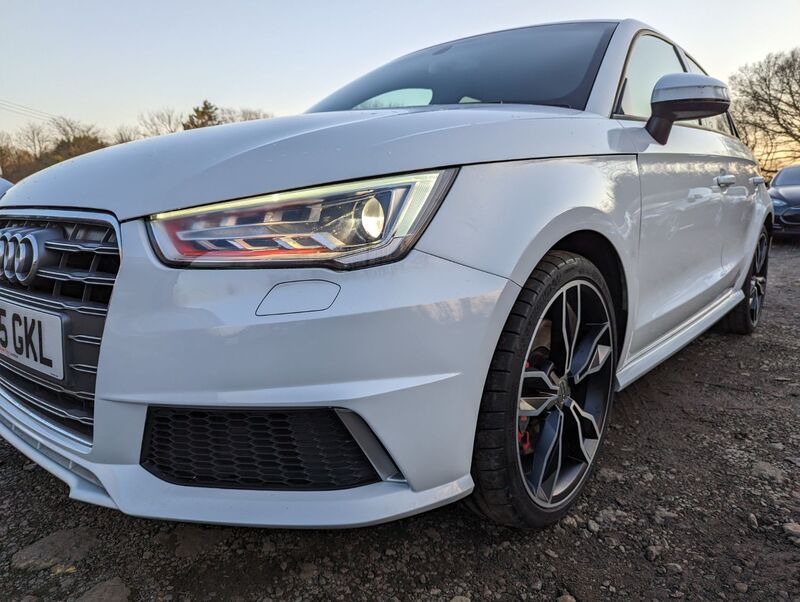 AUDI A1 S1 QUATTRO SPORTBACK 2015