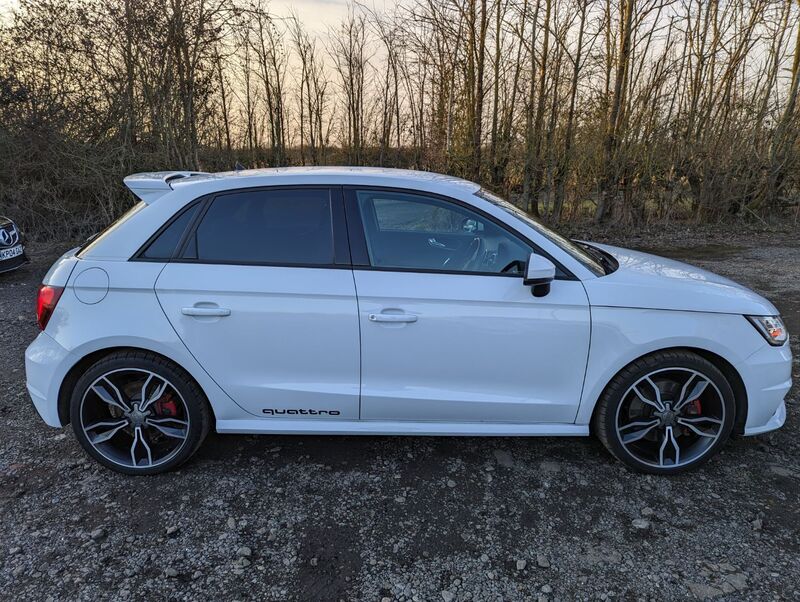 AUDI A1 S1 QUATTRO SPORTBACK 2015