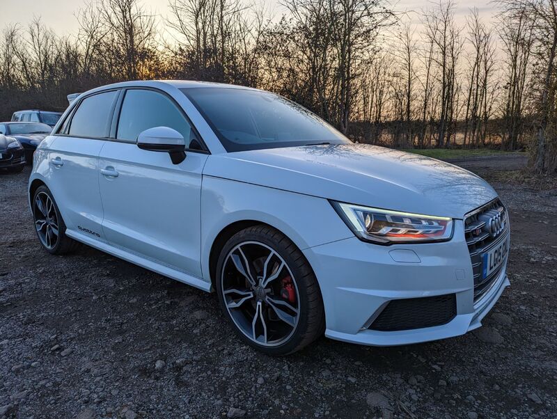 AUDI A1 S1 QUATTRO SPORTBACK 2015