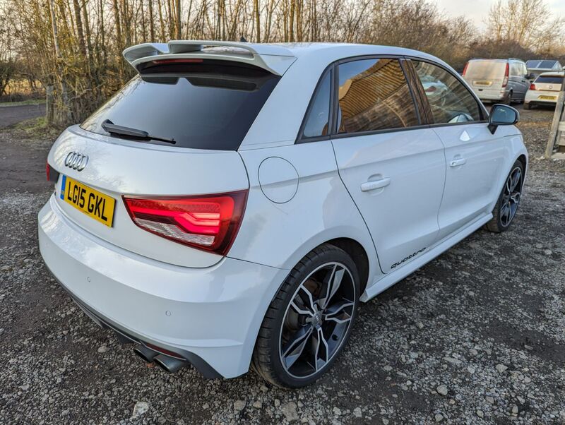 AUDI A1 S1 QUATTRO SPORTBACK 2015