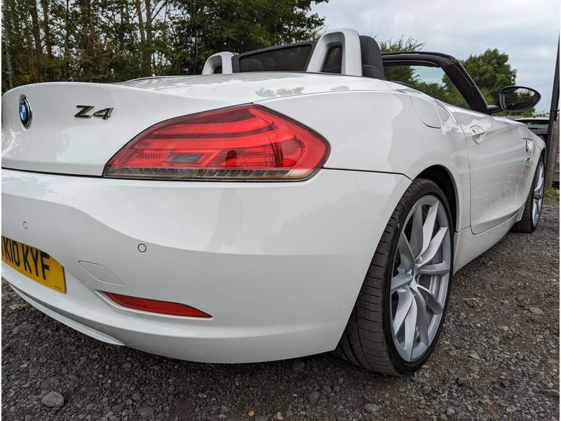 BMW Z4 3.0 Z4 sDrive30i Roadster 2010